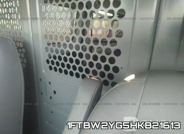 1FTBW2YG5HKB21613 фото 9