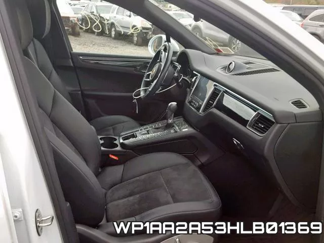 WP1AA2A53HLB01369 фото 6
