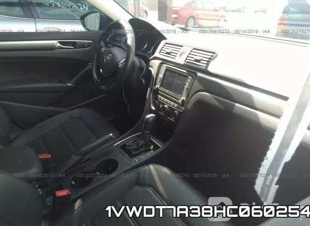 1VWDT7A38HC060254 фото 6