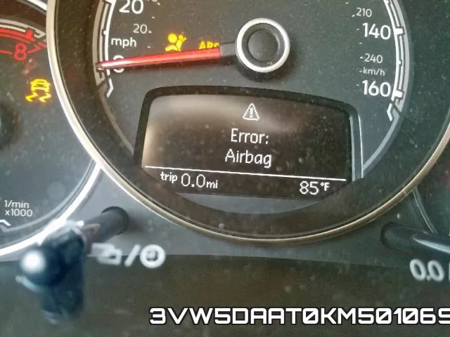 3VW5DAAT0KM501069 фото 9