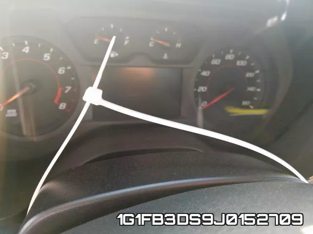 1G1FB3DS9J0152709 фото 9