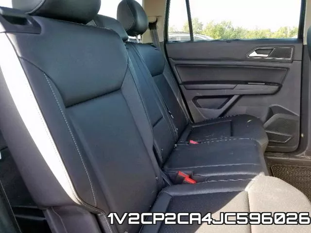 1V2CP2CA4JC596026 фото 7