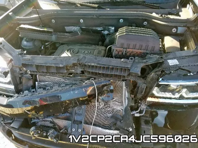 1V2CP2CA4JC596026 фото 8