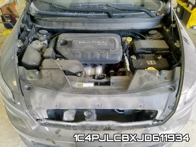 1C4PJLCBXJD611934 фото 8
