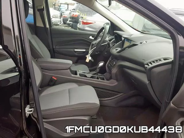 1FMCU0GD0KUB44438 фото 6