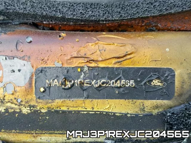 MAJ3P1REXJC204565 фото 2