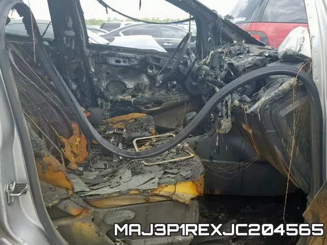 MAJ3P1REXJC204565 фото 6