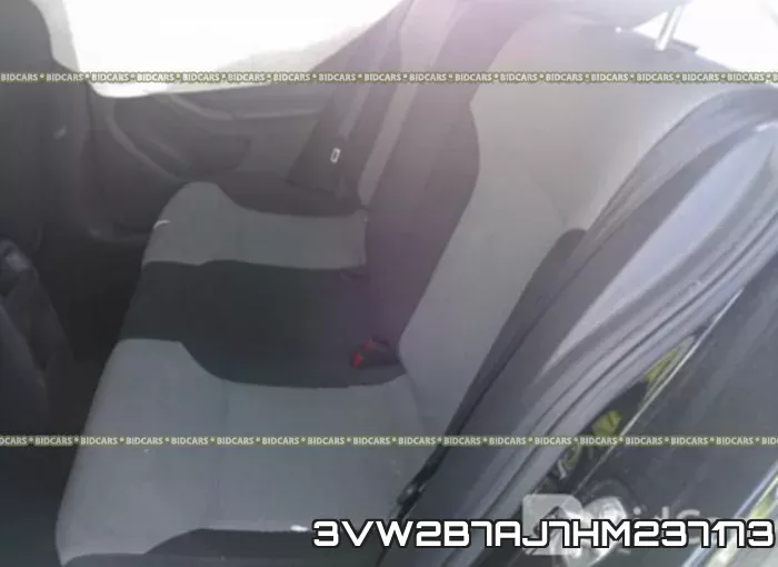 3VW2B7AJ7HM237173 фото 9