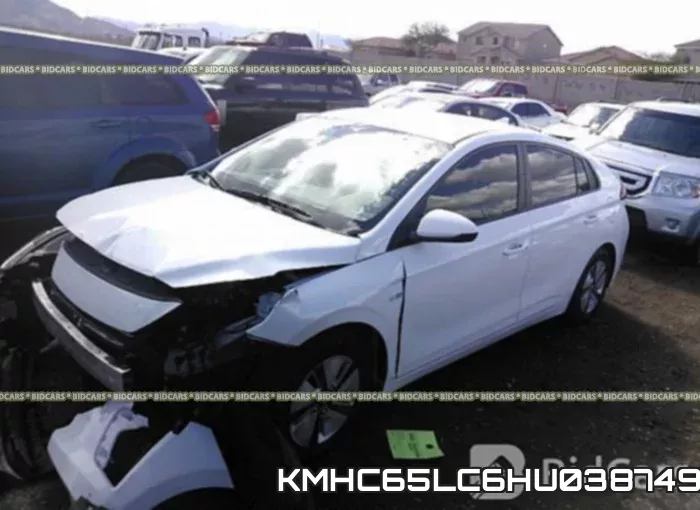 KMHC65LC6HU038749 фото 3