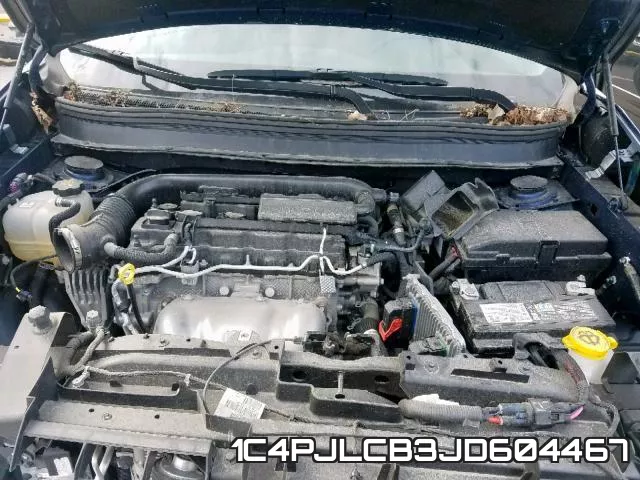 1C4PJLCB3JD604467 фото 8