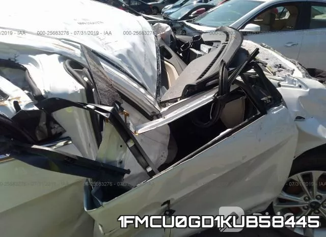 1FMCU0GD1KUB58445 фото 6
