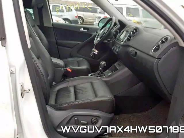 WVGUV7AX4HW507186 фото 6
