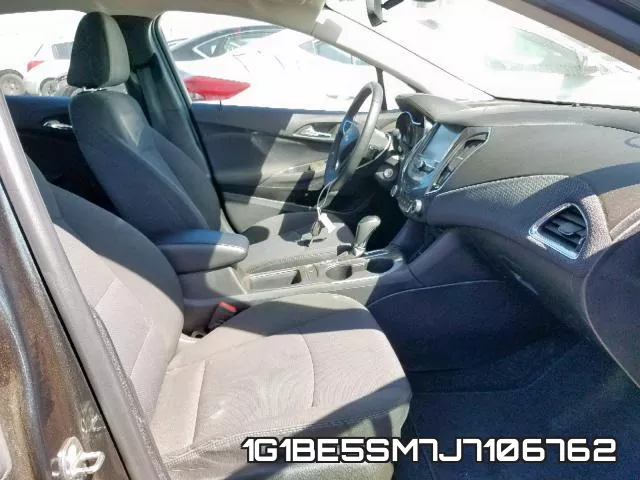 1G1BE5SM7J7106762 фото 6