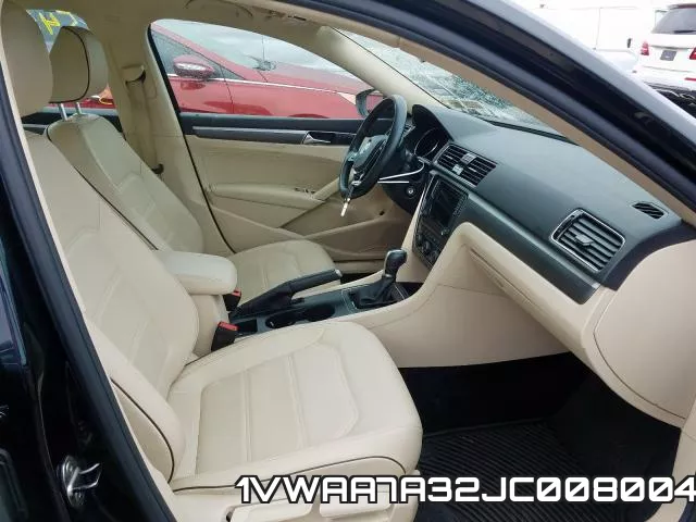 1VWAA7A32JC008004 фото 6