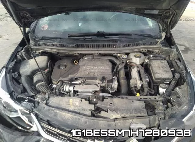 1G1BE5SM7H7280938 фото 2