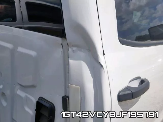 1GT42VCY8JF195791 фото 10