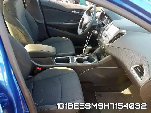 1G1BE5SM9H7154032 фото 6