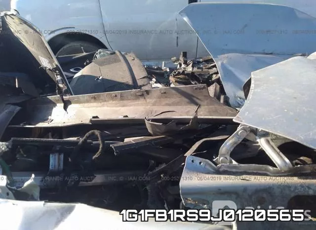 1G1FB1RS9J0120565 фото 8