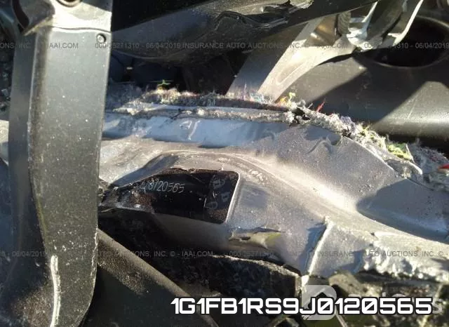 1G1FB1RS9J0120565 фото 9