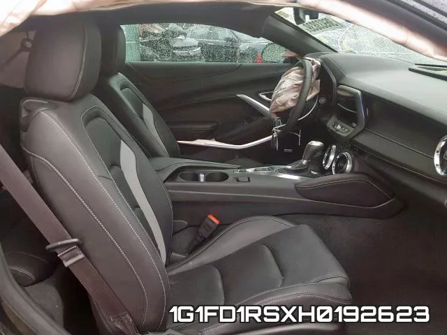 1G1FD1RSXH0192623 фото 6