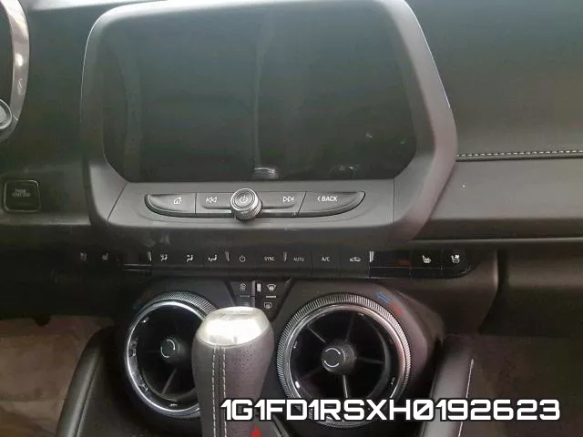 1G1FD1RSXH0192623 фото 10