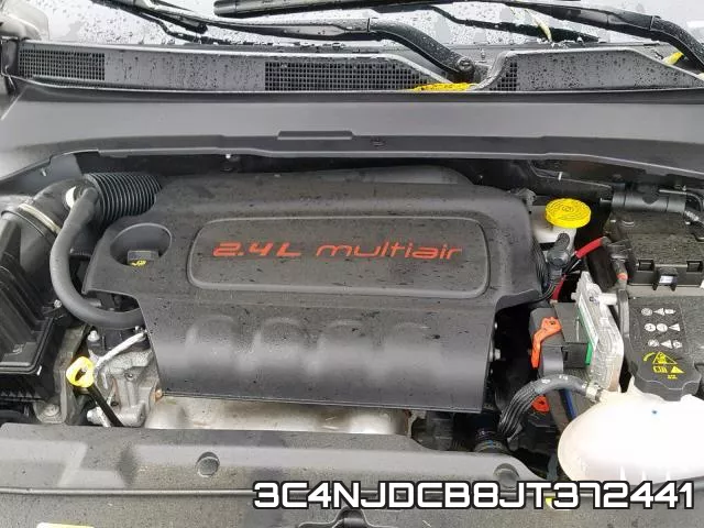 3C4NJDCB8JT372441 фото 8