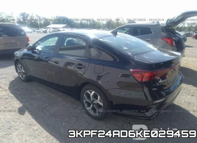 3KPF24AD6KE029459 фото 4