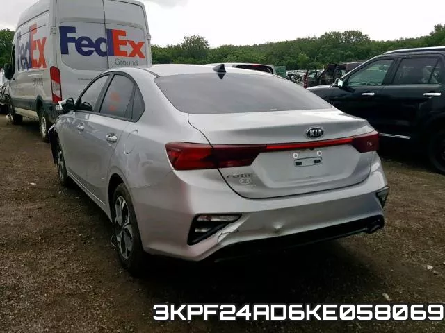3KPF24AD6KE058069 фото 3