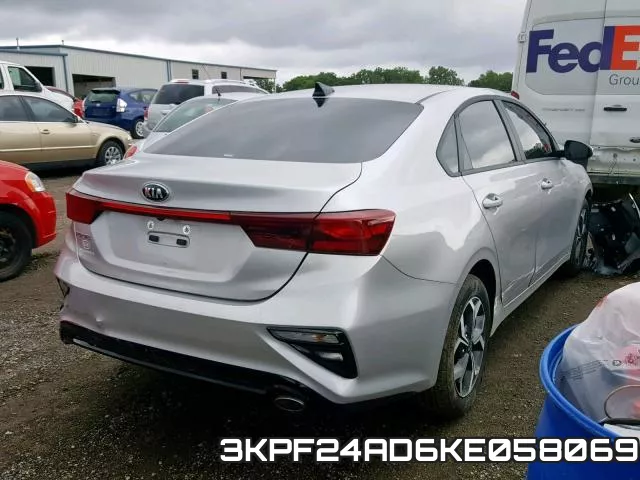 3KPF24AD6KE058069 фото 4