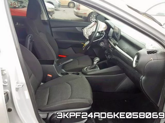 3KPF24AD6KE058069 фото 5