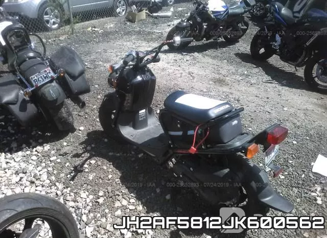 JH2AF5812JK600562 фото 4