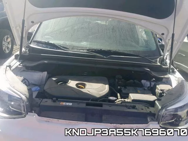 KNDJP3A55K7696070 фото 8