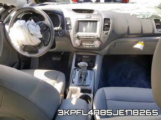 3KPFL4A85JE178265 фото 9