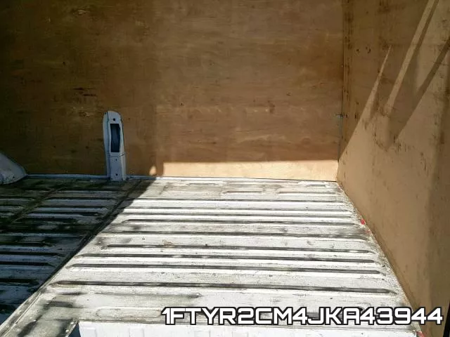 1FTYR2CM4JKA43944 фото 7