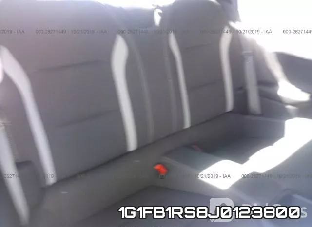 1G1FB1RS8J0123800 фото 9