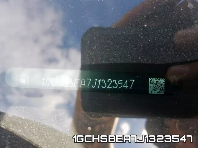 1GCHSBEA7J1323547 фото 2
