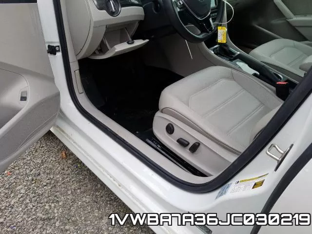 1VWBA7A36JC030219 фото 10