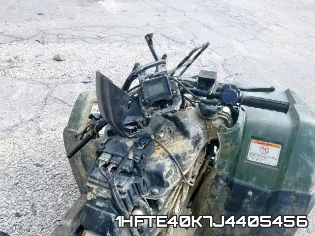 1HFTE40K7J4405456 фото 5