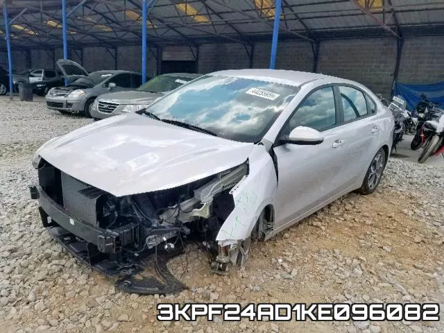 3KPF24AD1KE096082 фото 3
