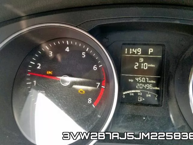 3VW2B7AJ5JM225836 фото 9