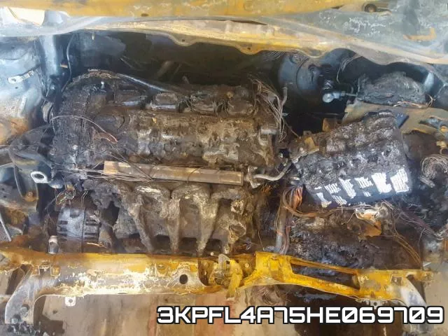 3KPFL4A75HE069709 фото 8