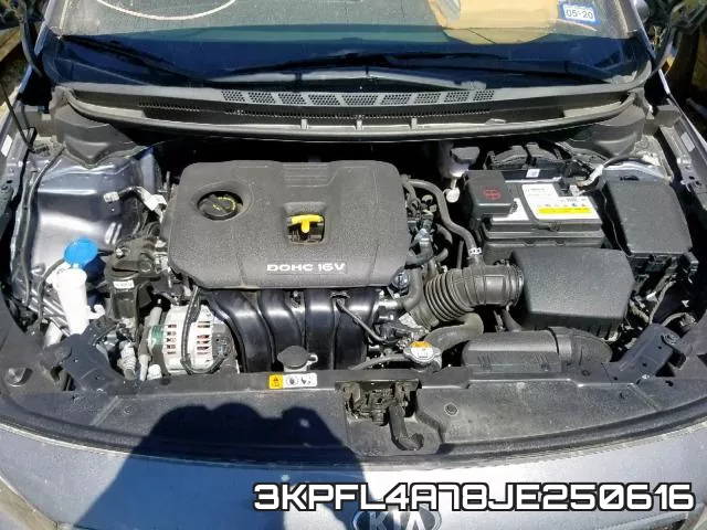 3KPFL4A78JE250616 фото 8