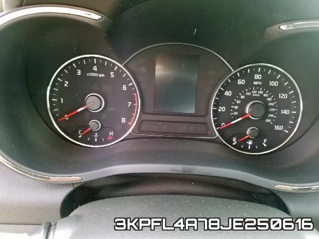 3KPFL4A78JE250616 фото 9