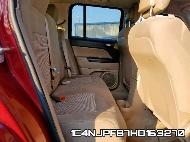 1C4NJPFB7HD163270 фото 7