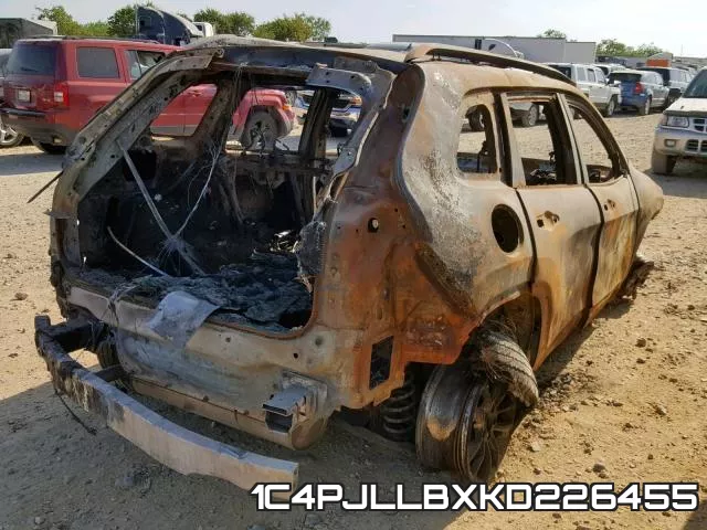 1C4PJLLBXKD226455 фото 5