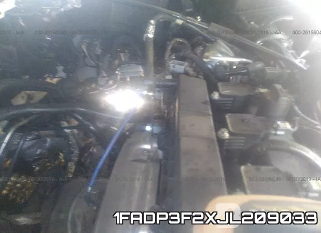 1FADP3F2XJL209033 фото 2