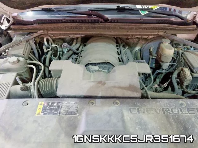 1GNSKKKC5JR351674 фото 8