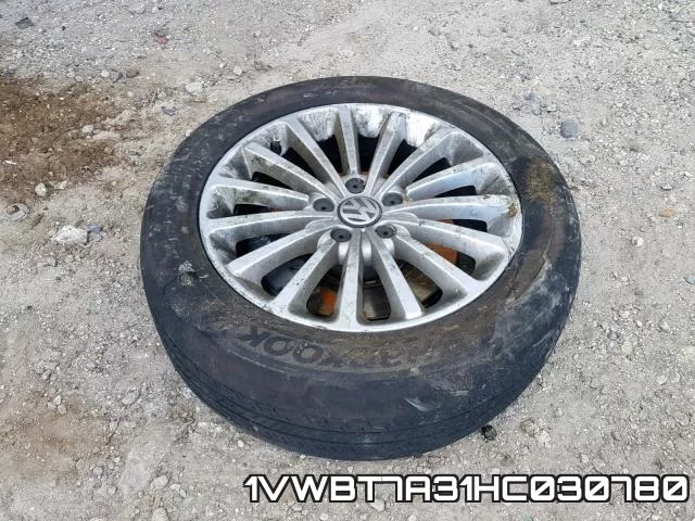 1VWBT7A31HC030780 фото 9