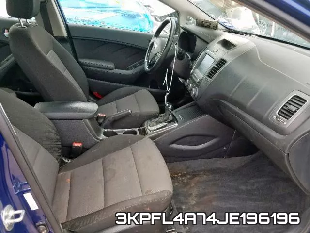 3KPFL4A74JE196196 фото 6
