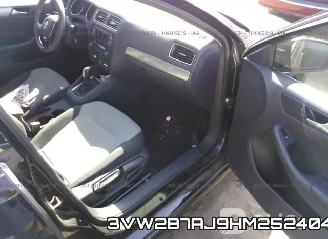 3VW2B7AJ9HM252404 фото 6